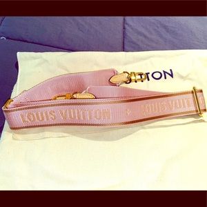 *SOLD* Brand New Multi Pochette Rose Claire strap